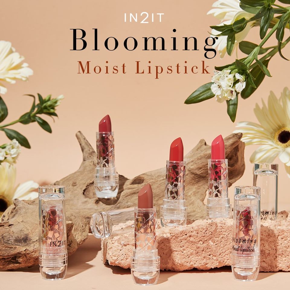 IN2IT, IN2IT Blooming Moist Lipstick, Blooming Moist Lipstick, Blooming Moist Lipstick #01 Orange Blossom, Blooming Moist Lipstick #02 Honesty, Blooming Moist Lipstick #03 Lady Of The Night, Blooming Moist Lipstick #04 Sweet Violet, Blooming Moist Lipstick #05 Buttercup, Blooming Moist Lipstick #06 Primrose, ลิปสติก, ลิปสติกเนื้อครีมมี่มอยส์, มอยส์เจอไรเซอร์