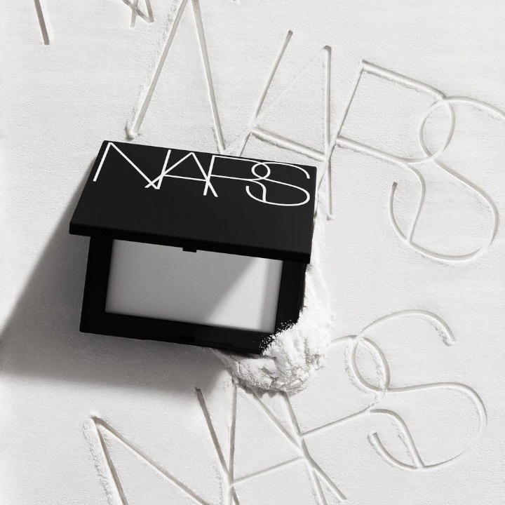 Nars Light Reflecting Setting Pressed Powder