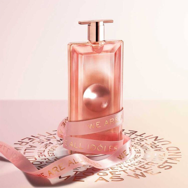 Idole Aura lumineuse EDP 50ml น้ำหอมสำหรับผู้หญิงที่ให้กลิ่นที่เย้ายวนมีเสน่ห์มีกลิ่นหอมจากดอกวนิลา